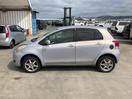 Thumbnail '5' of Toyota Vitz