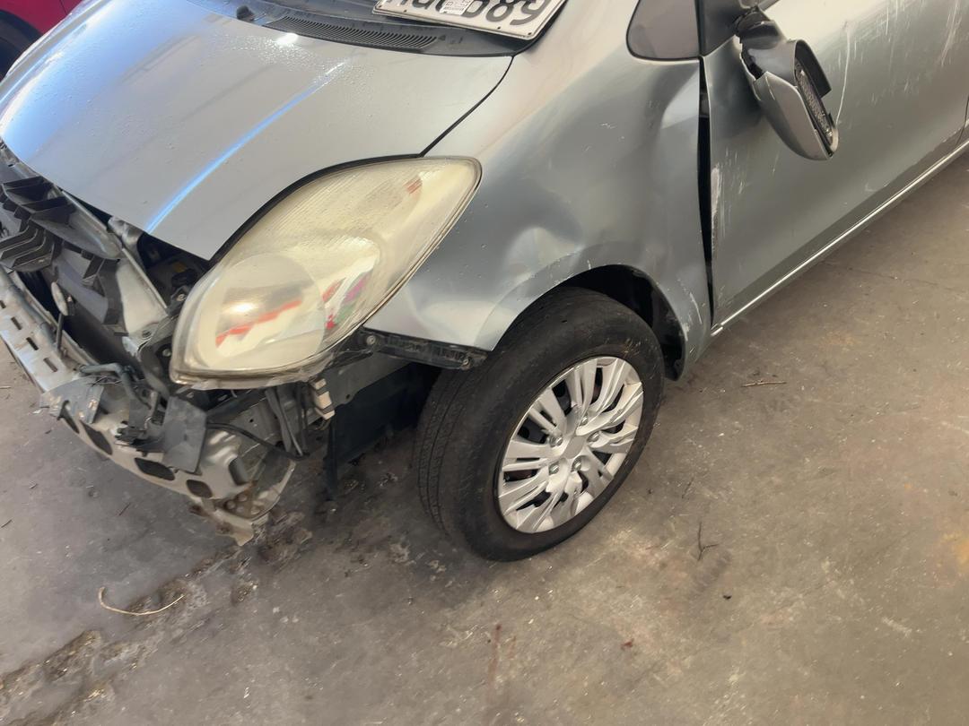 Photo '6' of Toyota Vitz Photo '6' of Toyota Vitz