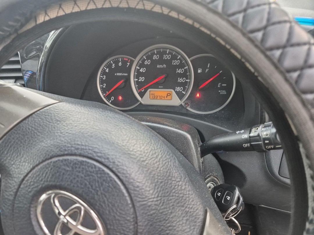 Photo '11' of Toyota Wish