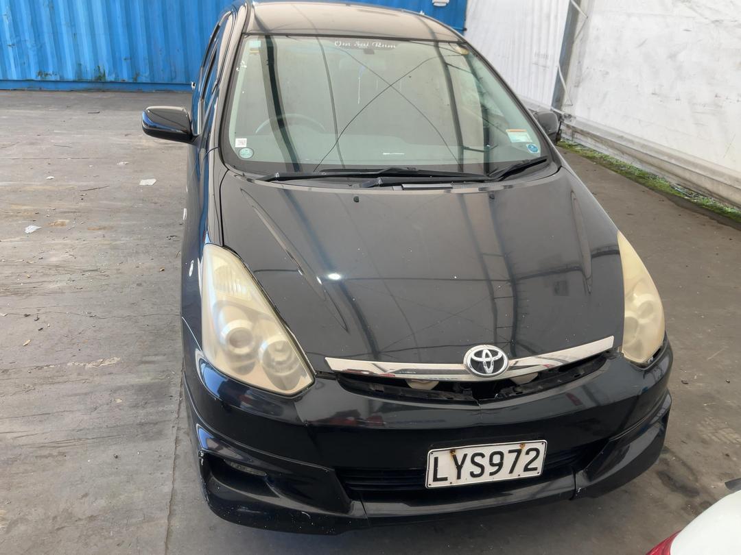 Photo '5' of Toyota Wish