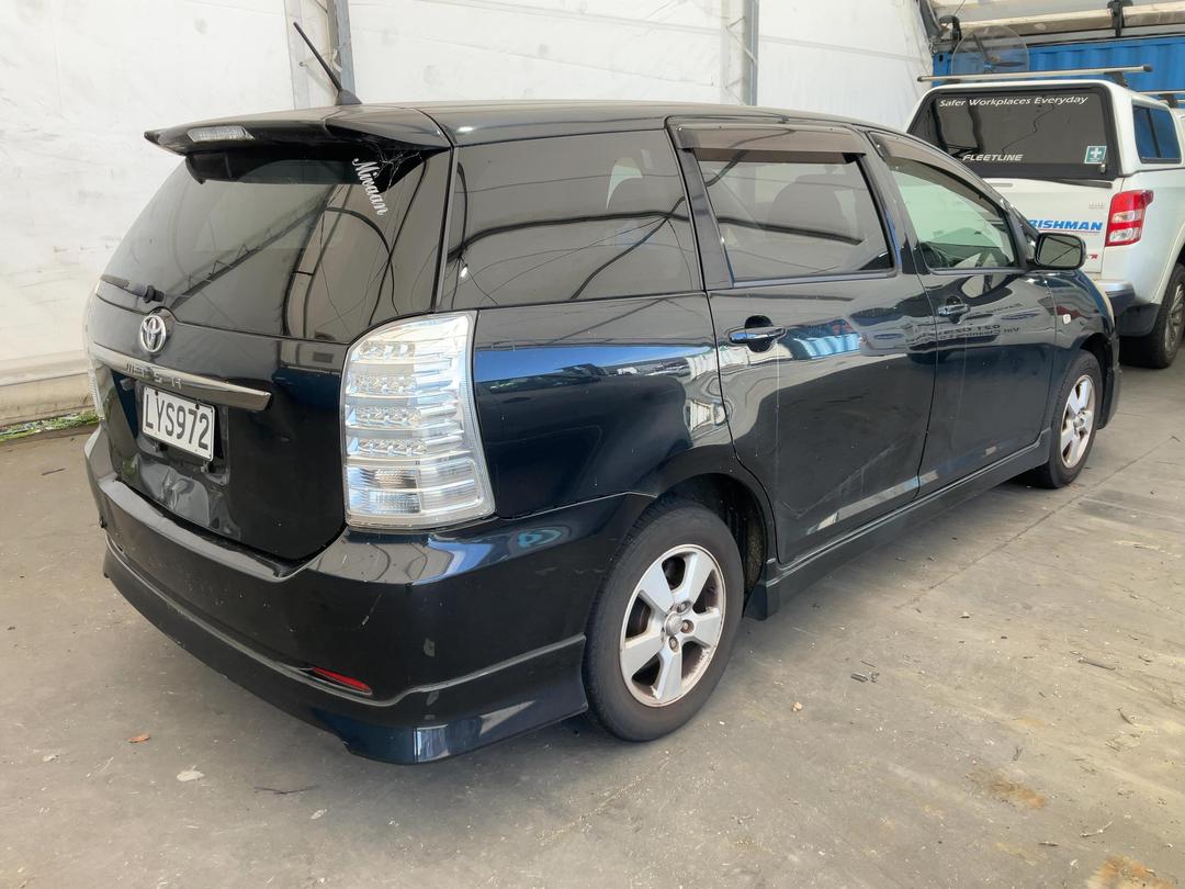 Photo '20' of Toyota Wish