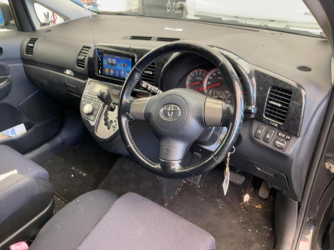 Photo '26' of Toyota Wish
