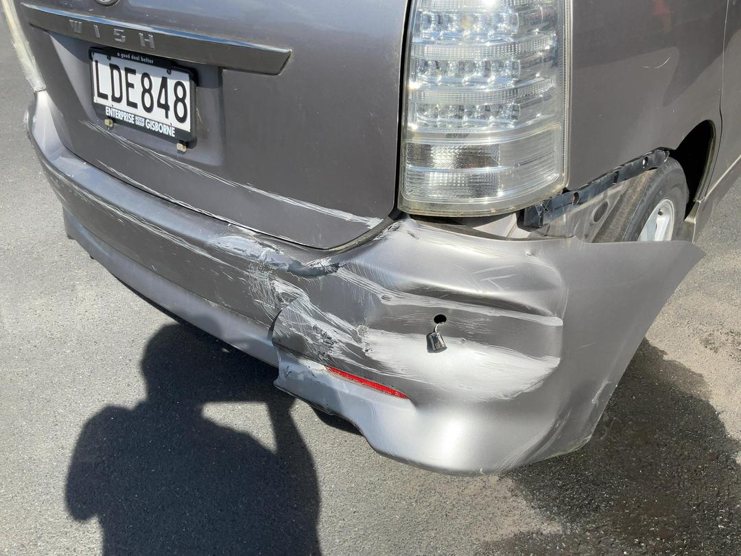 Photo '14' of Toyota Wish