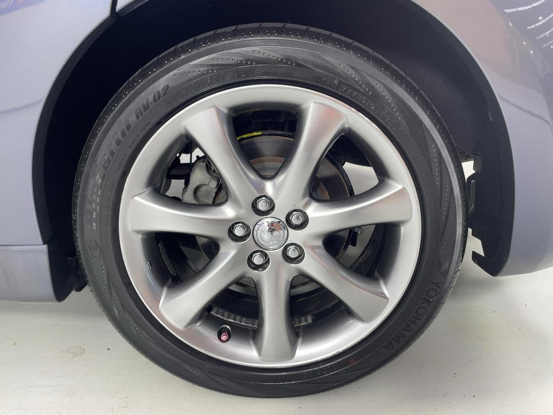 Photo '11' of Toyota Wish