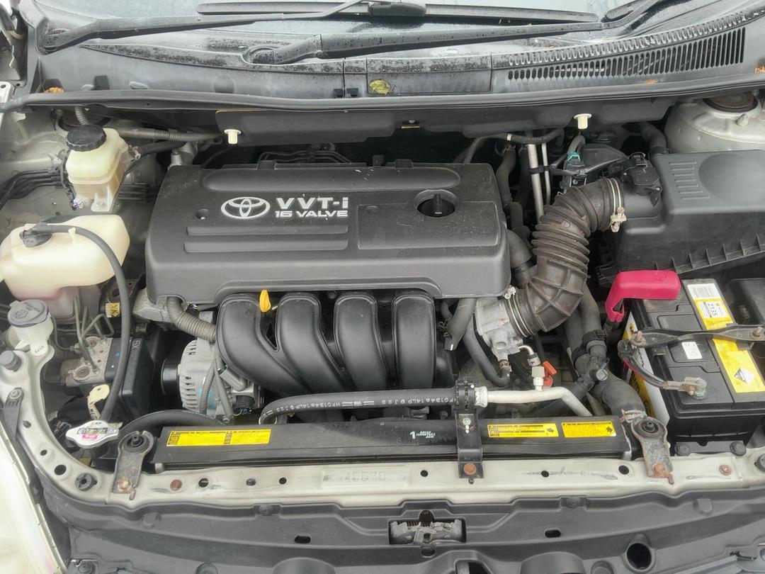 Photo '2' of Toyota Wish