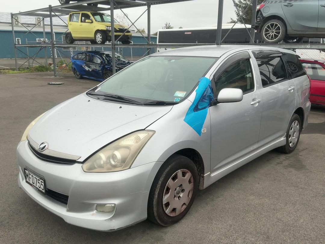 Photo '4' of Toyota Wish