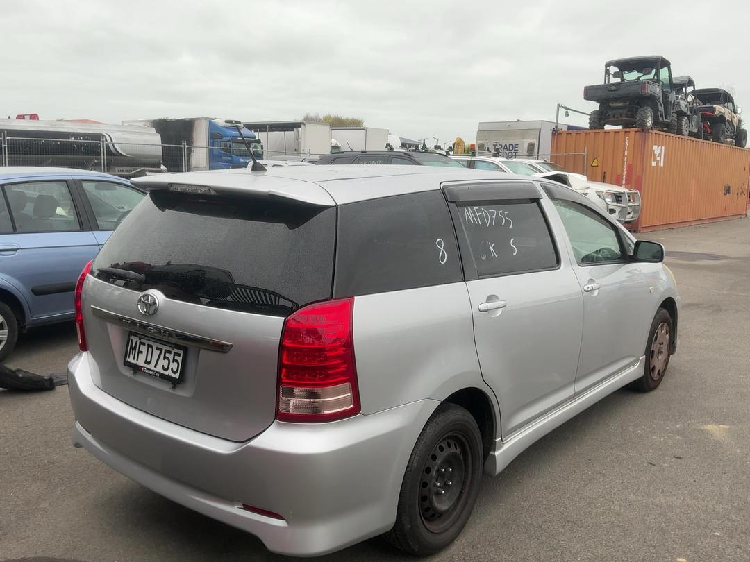 Photo '7' of Toyota Wish