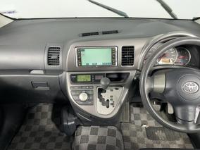 Photo '17' of Toyota Wish
