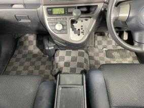 Photo '18' of Toyota Wish