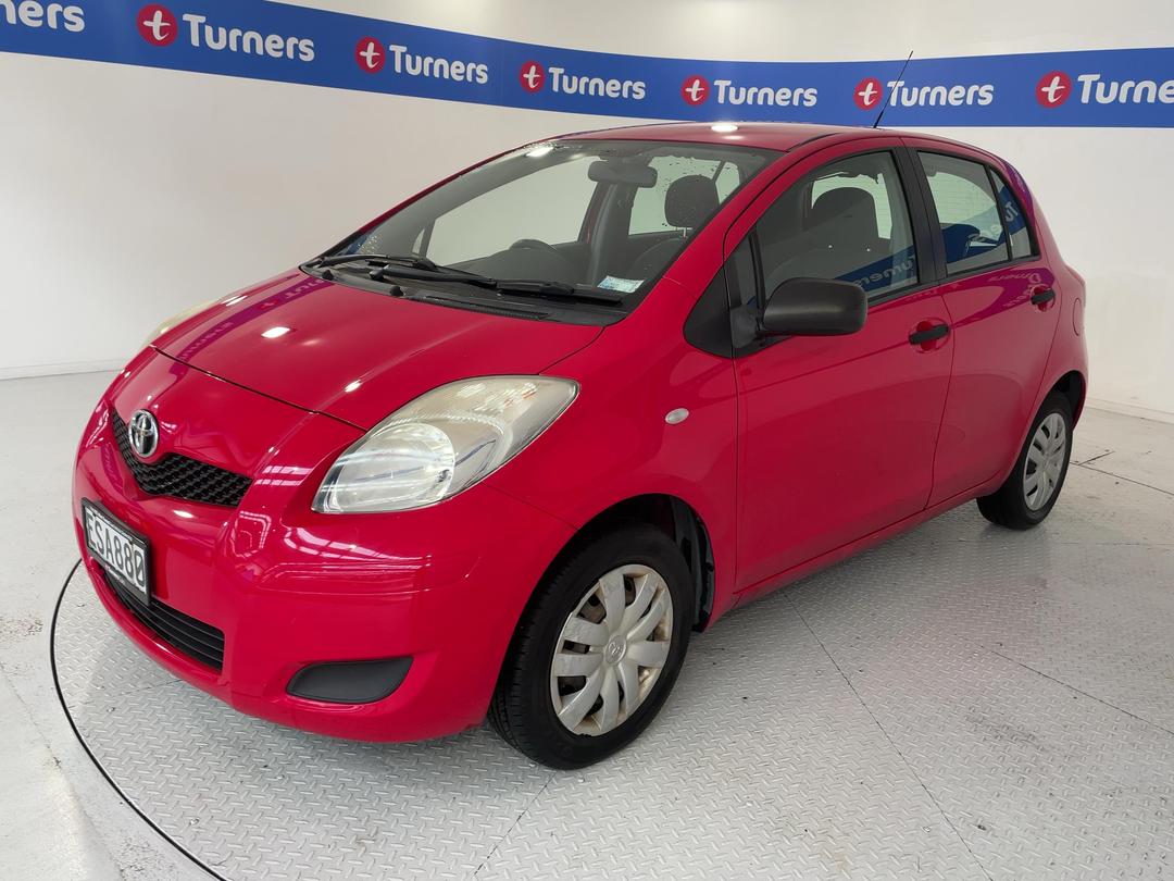 Photo '4' of Toyota Yaris