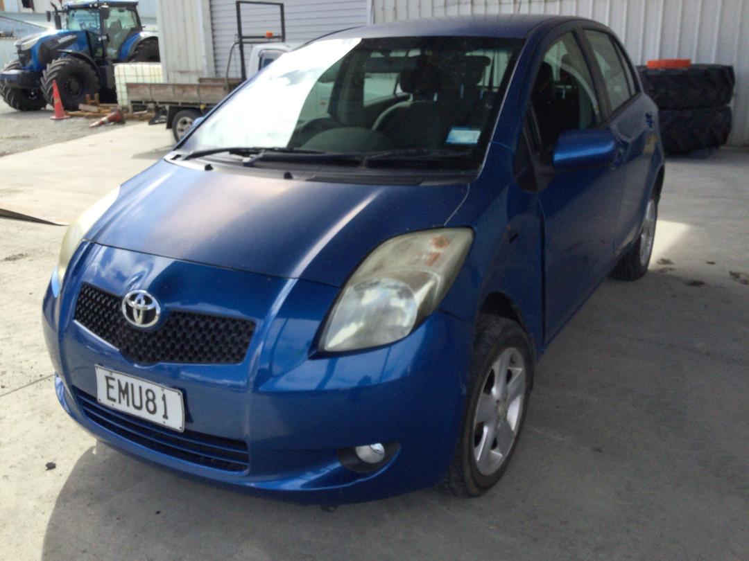 Photo '3' of Toyota Yaris Photo '3' of Toyota Yaris