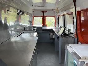 Photo '9' of Volkswagen Crafter 50 LWB 120 6M Food Truck