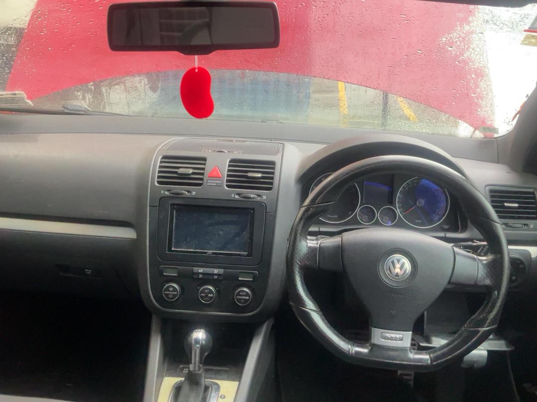 Photo '22' of Volkswagen Golf