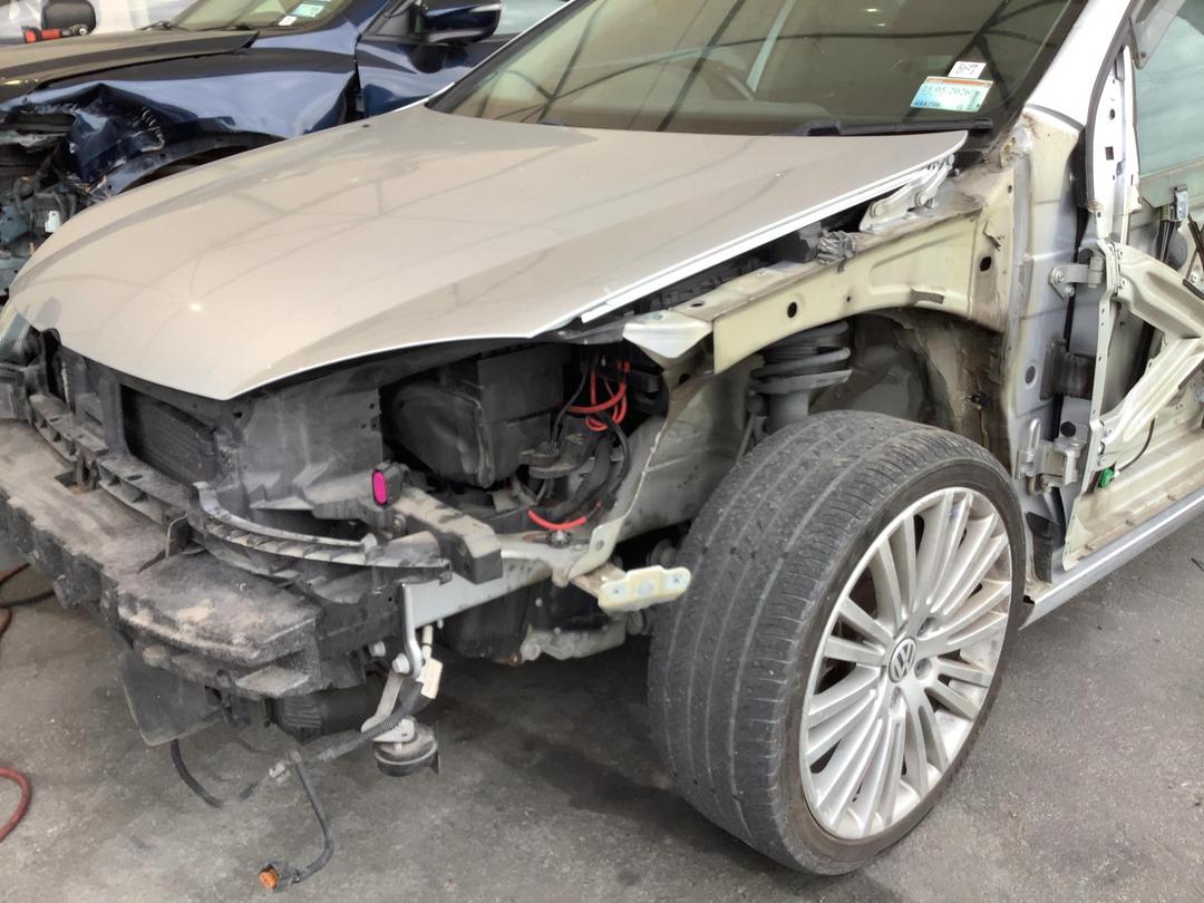 Photo '3' of Volkswagen Golf