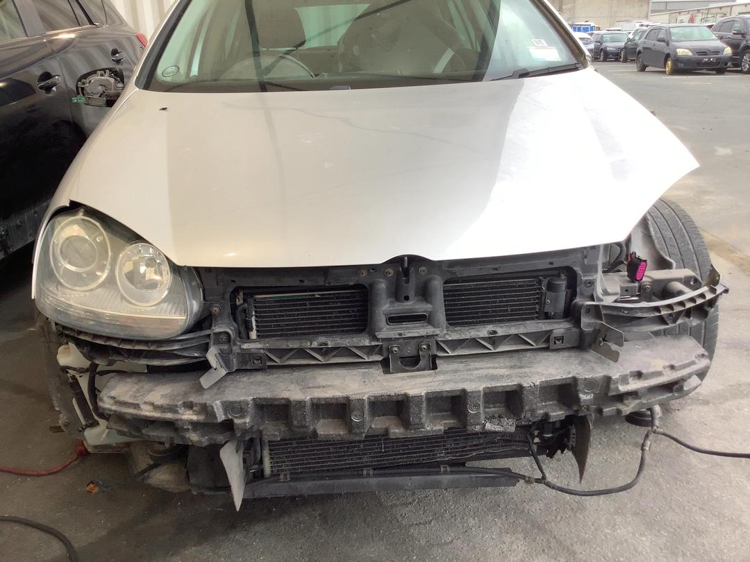 Photo '4' of Volkswagen Golf