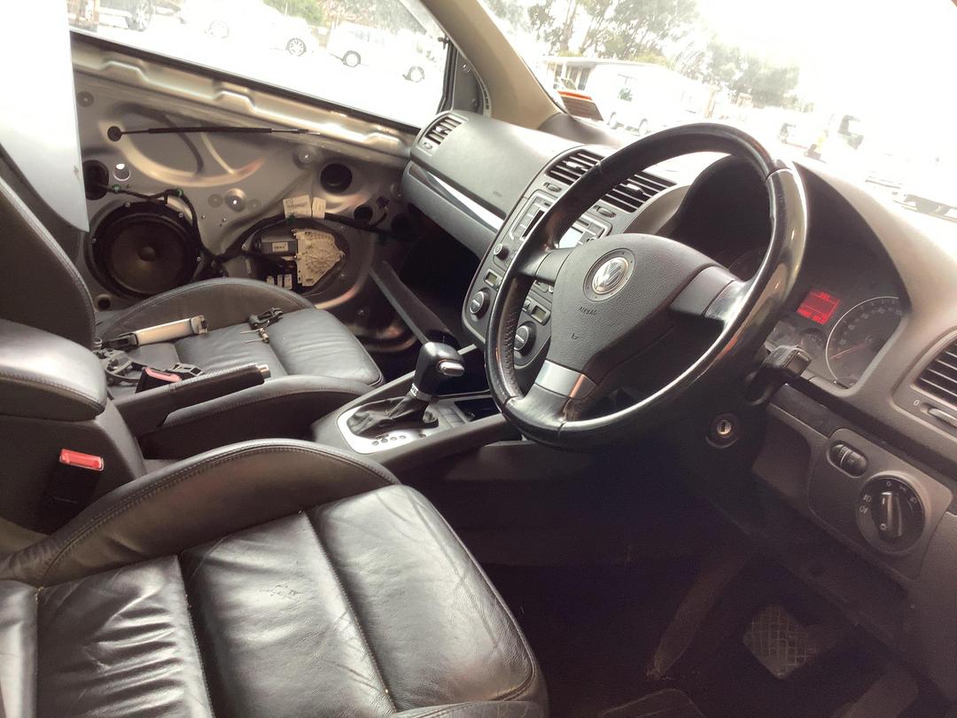 Photo '11' of Volkswagen Golf