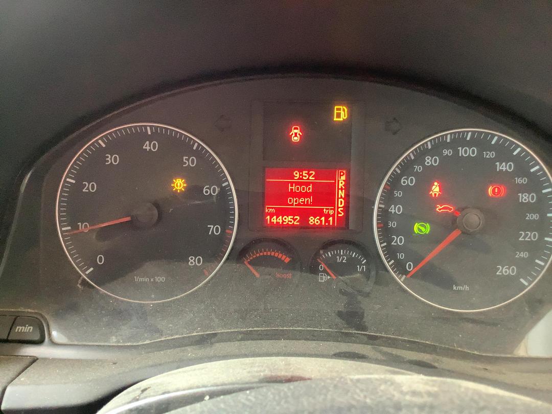 Photo '18' of Volkswagen Golf