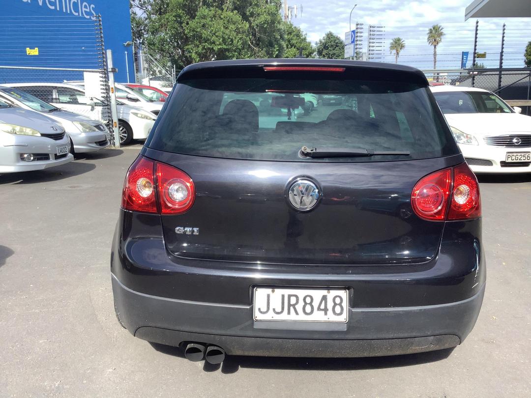 Photo '5' of Volkswagen Golf