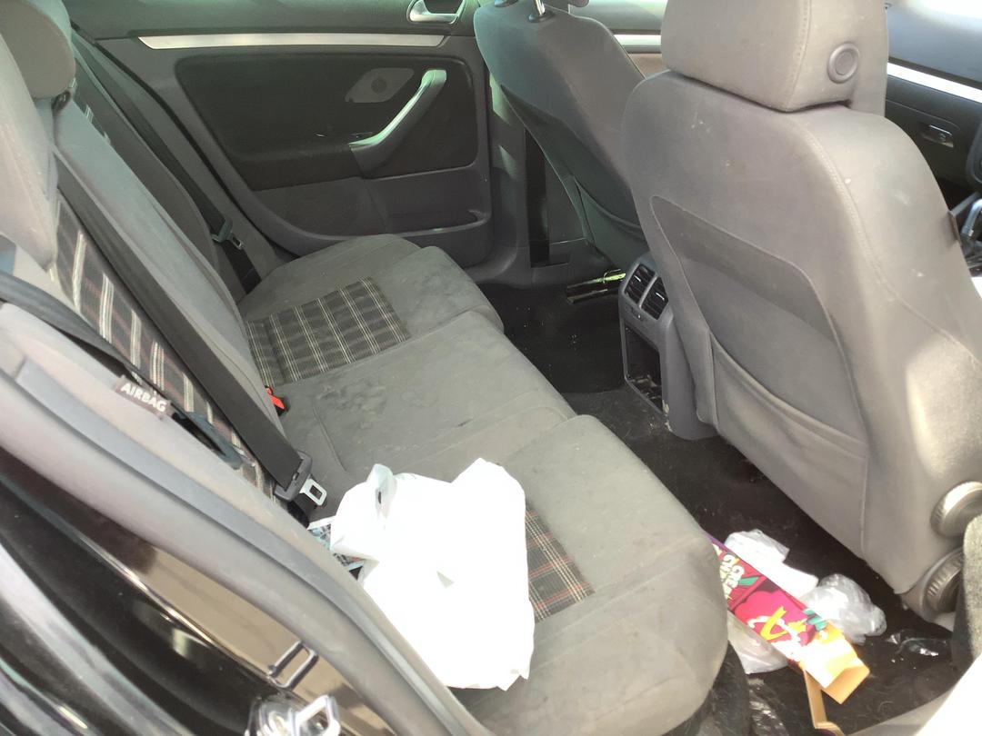 Photo '10' of Volkswagen Golf