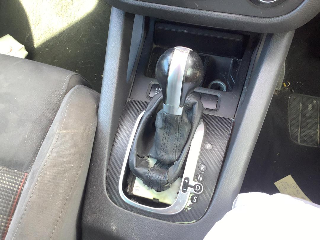 Photo '16' of Volkswagen Golf