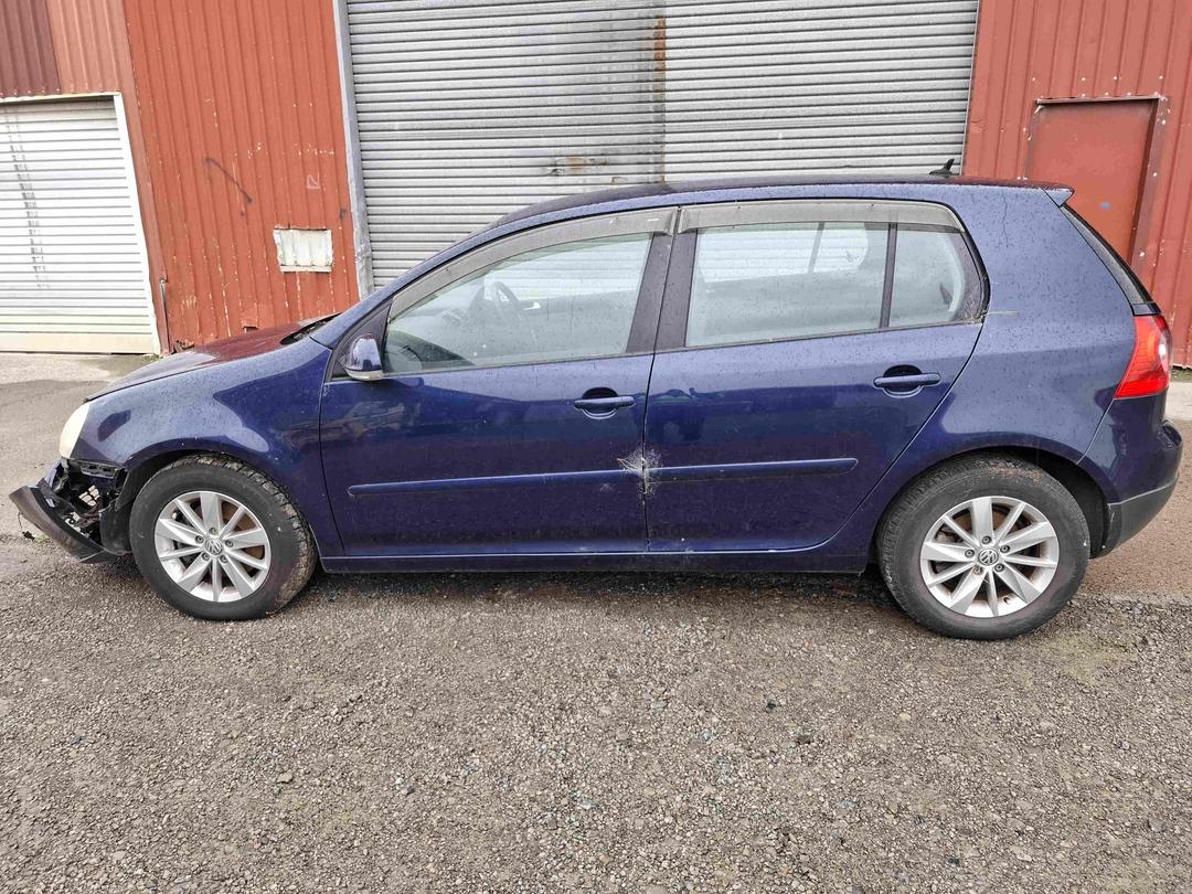 Photo '7' of Volkswagen Golf TSI