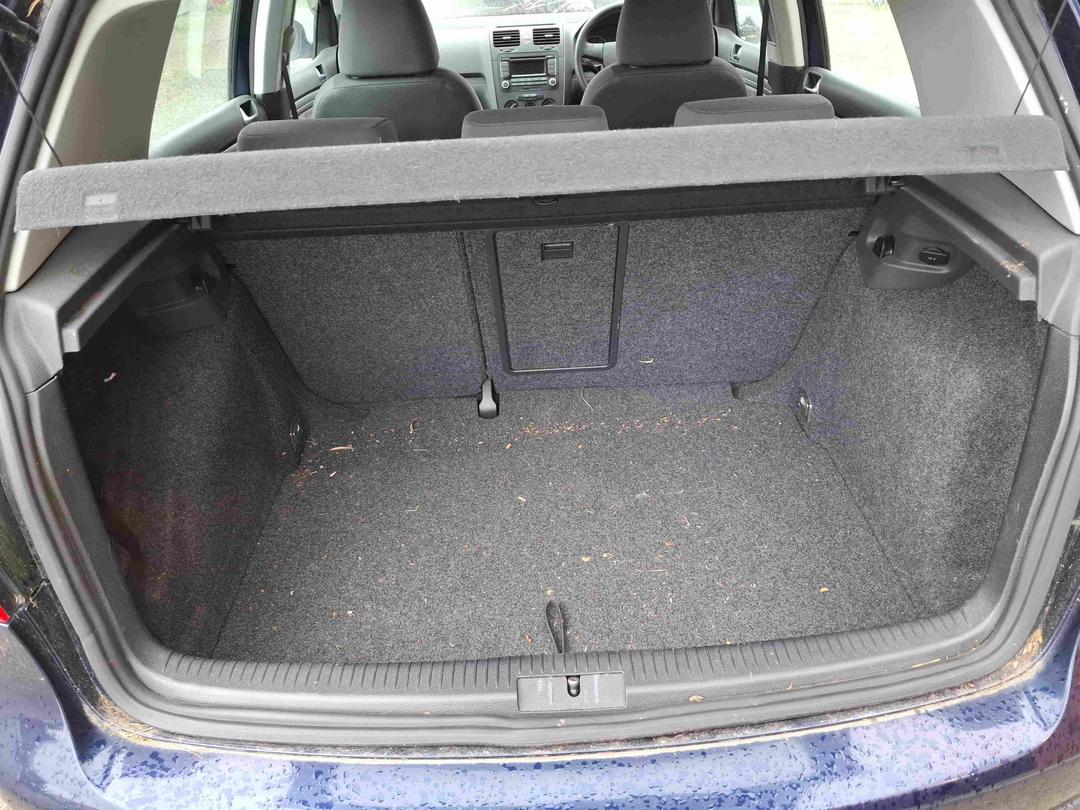 Photo '11' of Volkswagen Golf TSI