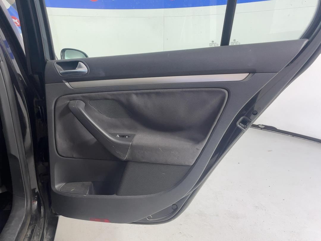 Photo '17' of Volkswagen Golf 2.0 Photo '17' of Volkswagen Golf 2.0