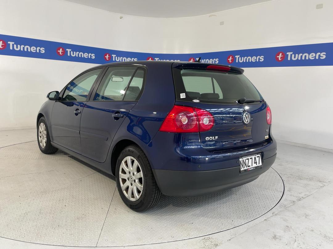 Photo '5' of Volkswagen Golf