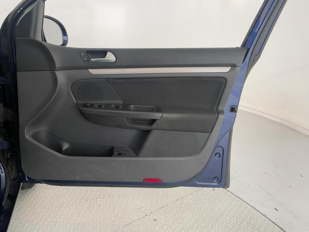 Photo '15' of Volkswagen Golf