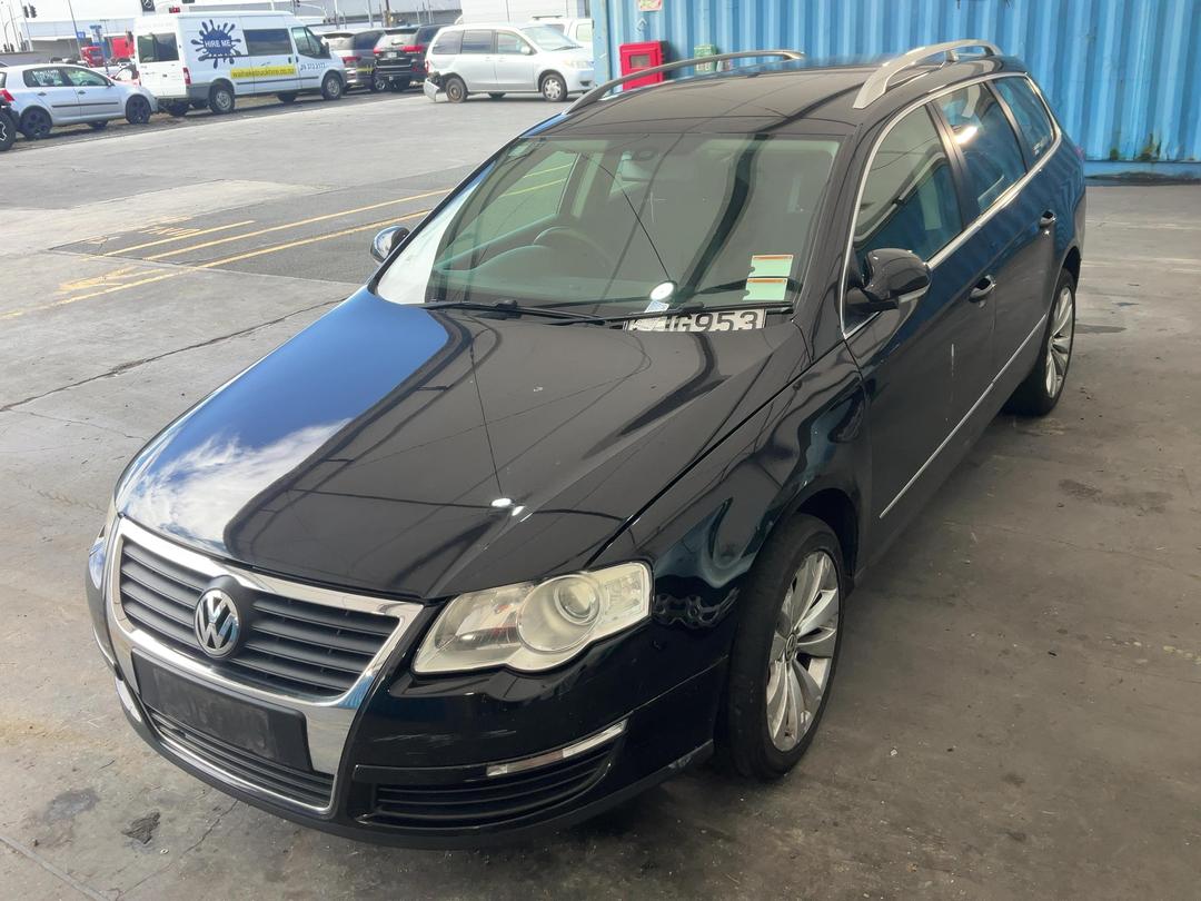 Photo '4' of Volkswagen Passat TDI 125KW VAR Photo '4' of Volkswagen Passat TDI 125KW VAR