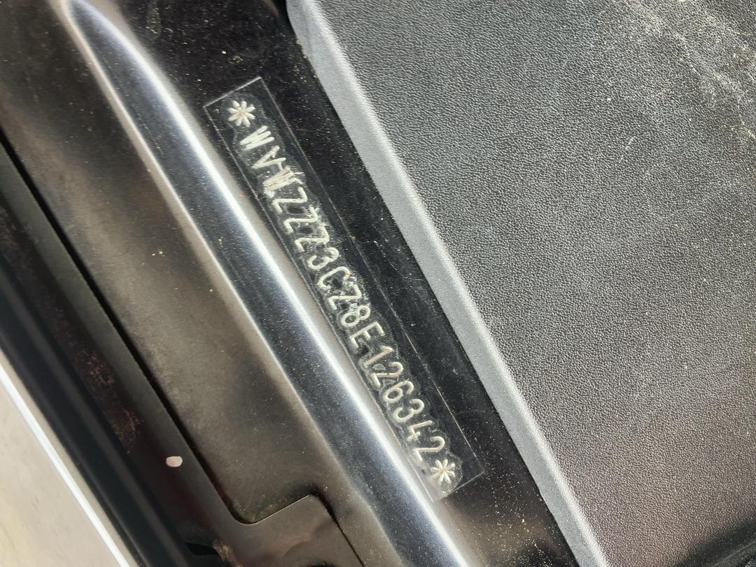 Photo '18' of Volkswagen Passat TDI 125KW VAR Photo '18' of Volkswagen Passat TDI 125KW VAR