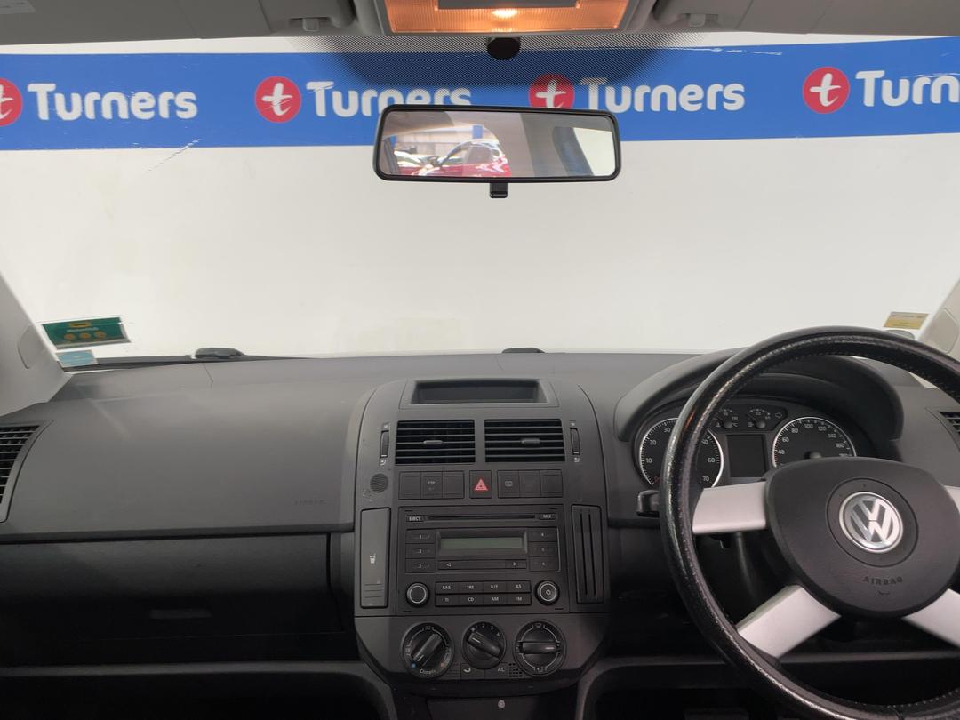 Photo '17' of Volkswagen Polo