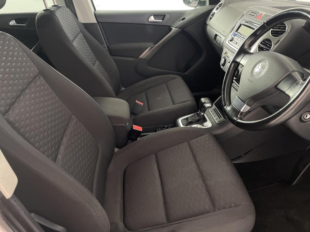 Photo '16' of Volkswagen Tiguan