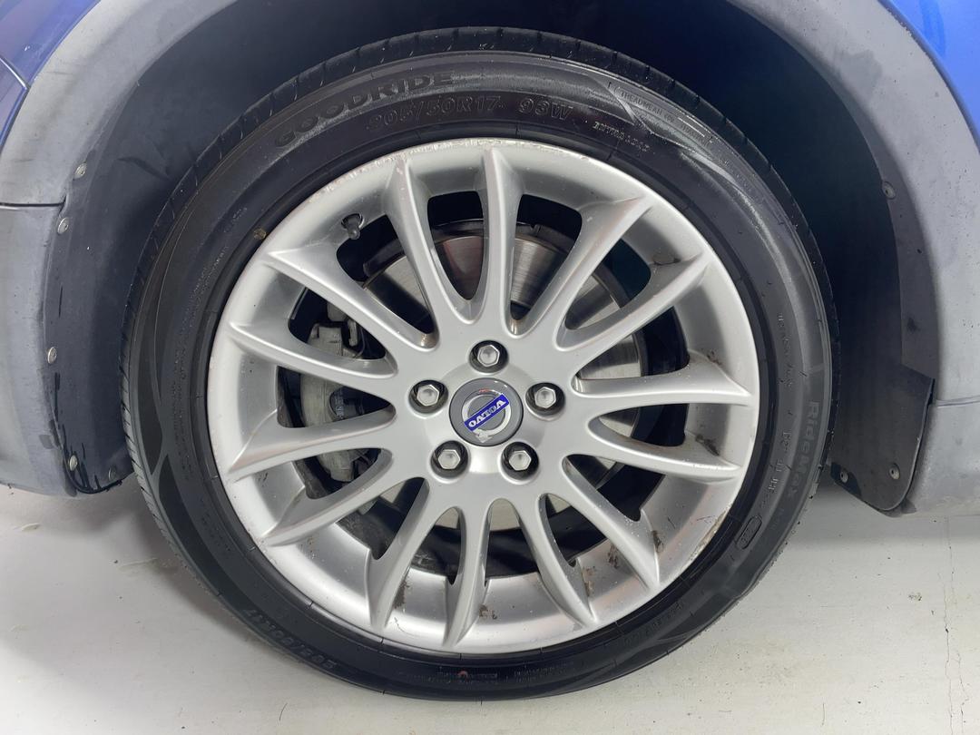 Photo '10' of Volvo C30