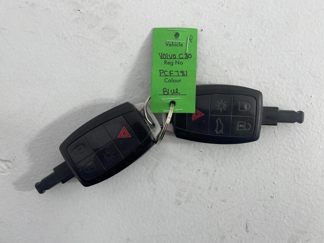 Photo '21' of Volvo C30