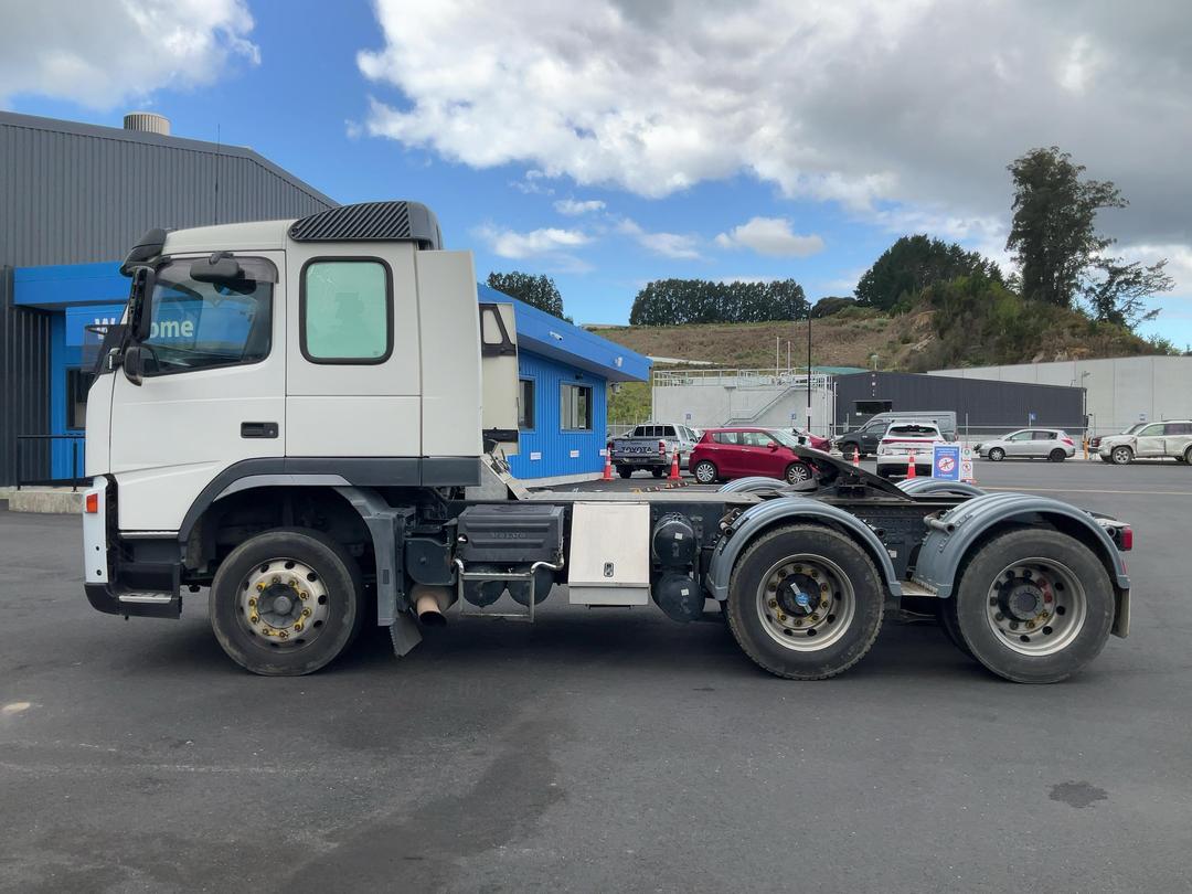 Photo '8' of Volvo FM 480 Tractor Unit