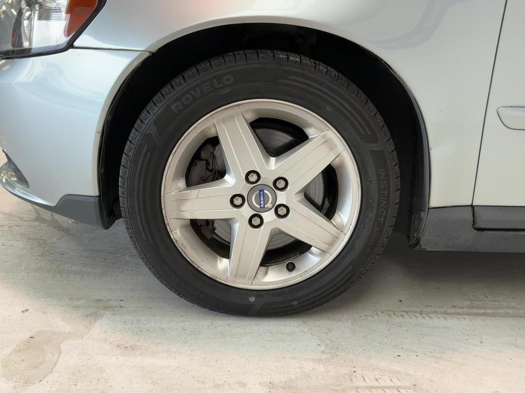 Photo '10' of Volvo S40