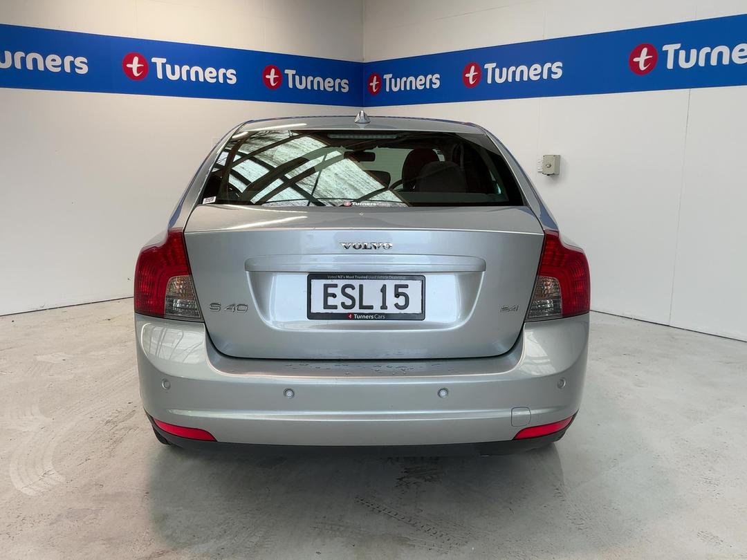 Photo '6' of Volvo S40
