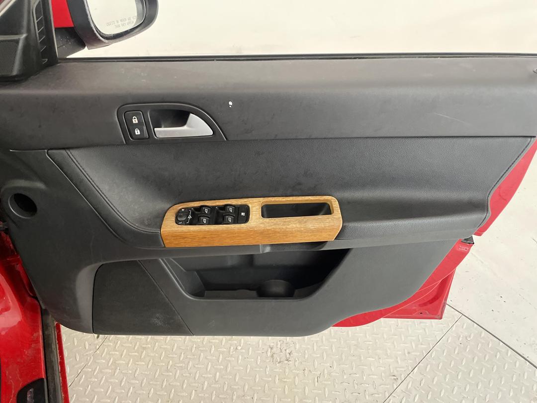 Photo '15' of Volvo V50