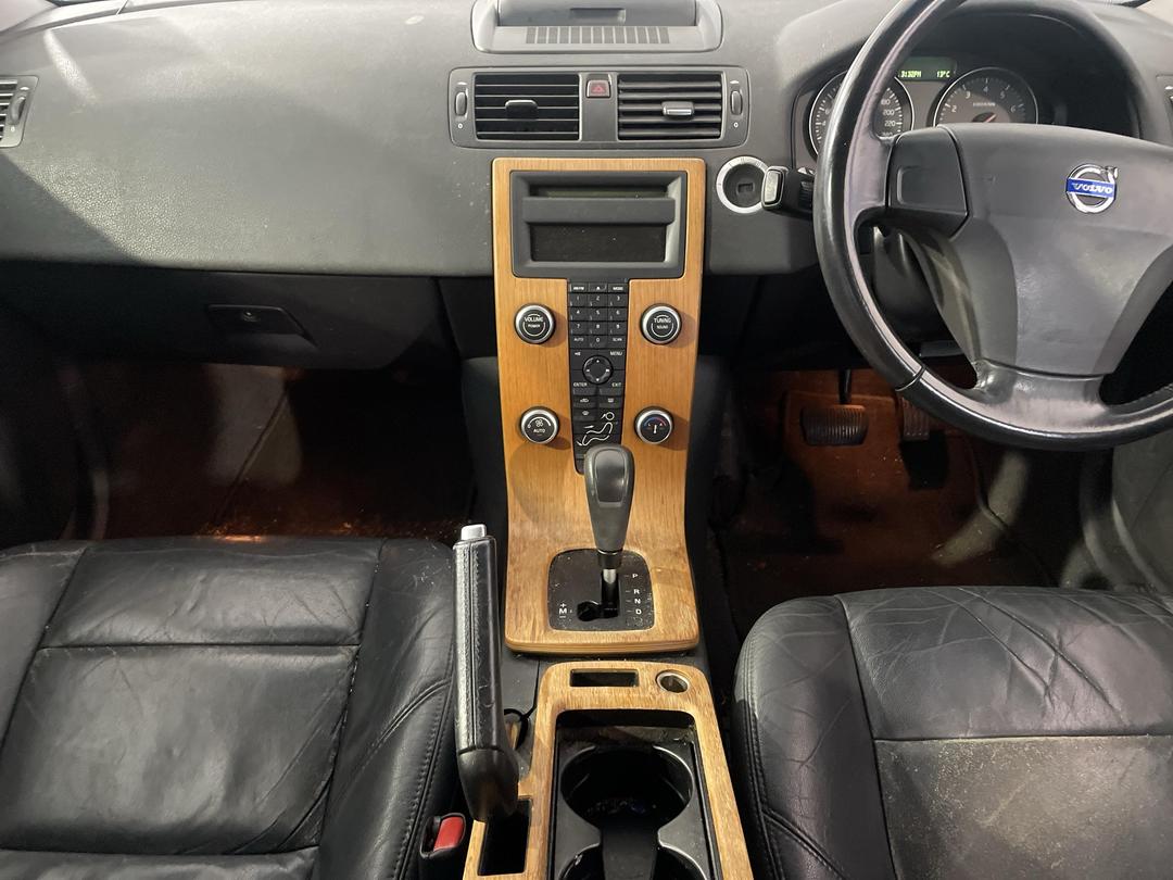 Photo '18' of Volvo V50