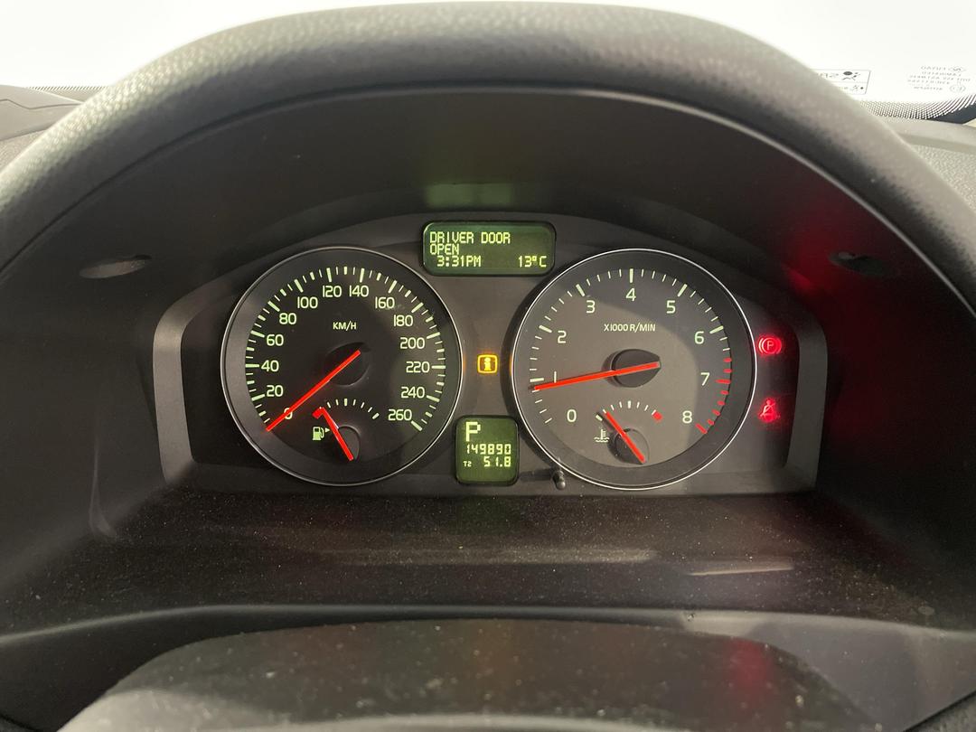 Photo '21' of Volvo V50