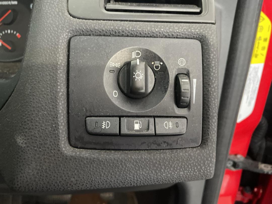 Photo '25' of Volvo V50