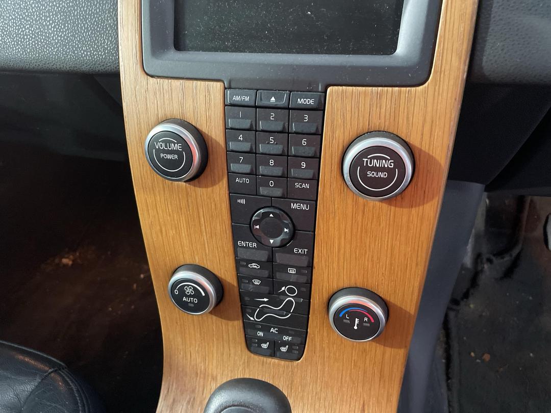 Photo '29' of Volvo V50