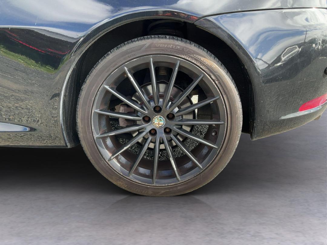 Photo '9' of Alfa Romeo GT