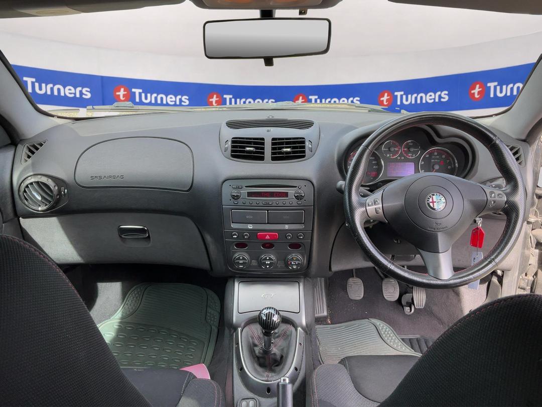 Photo '15' of Alfa Romeo GT