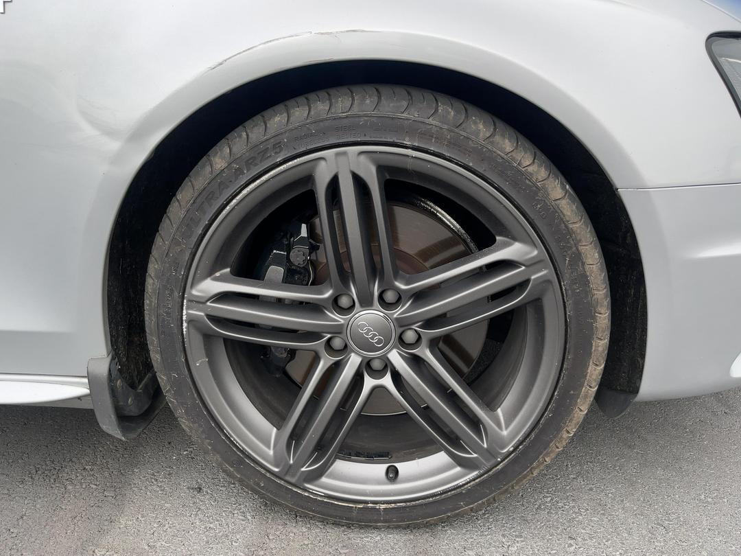 Photo '7' of Audi S4 Tfsi Photo '7' of Audi S4 Tfsi