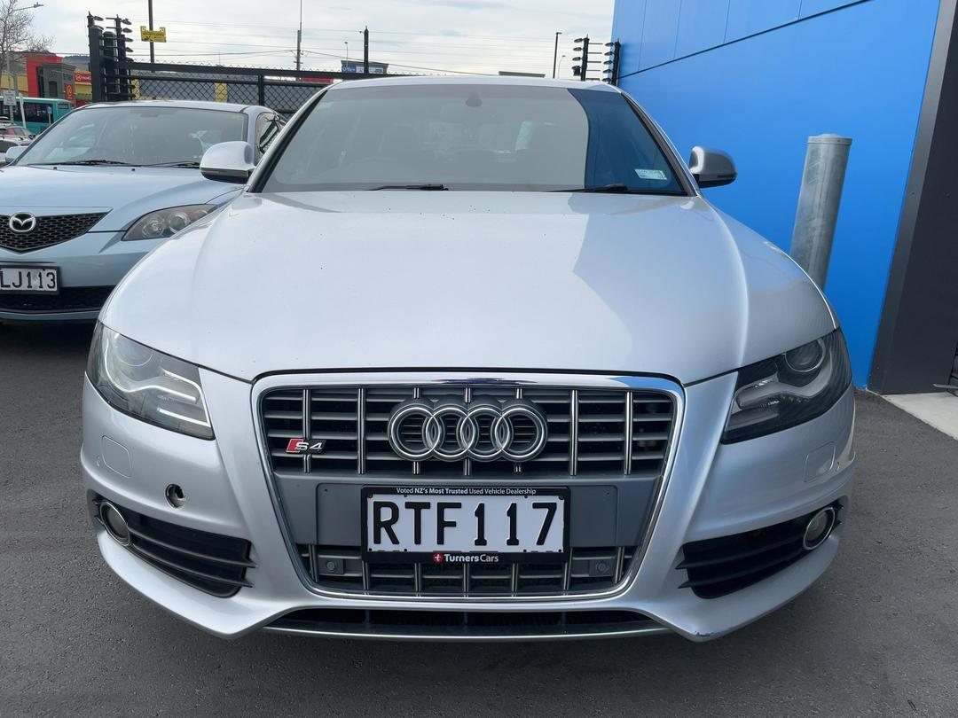 Photo '2' of Audi S4 Tfsi Photo '2' of Audi S4 Tfsi