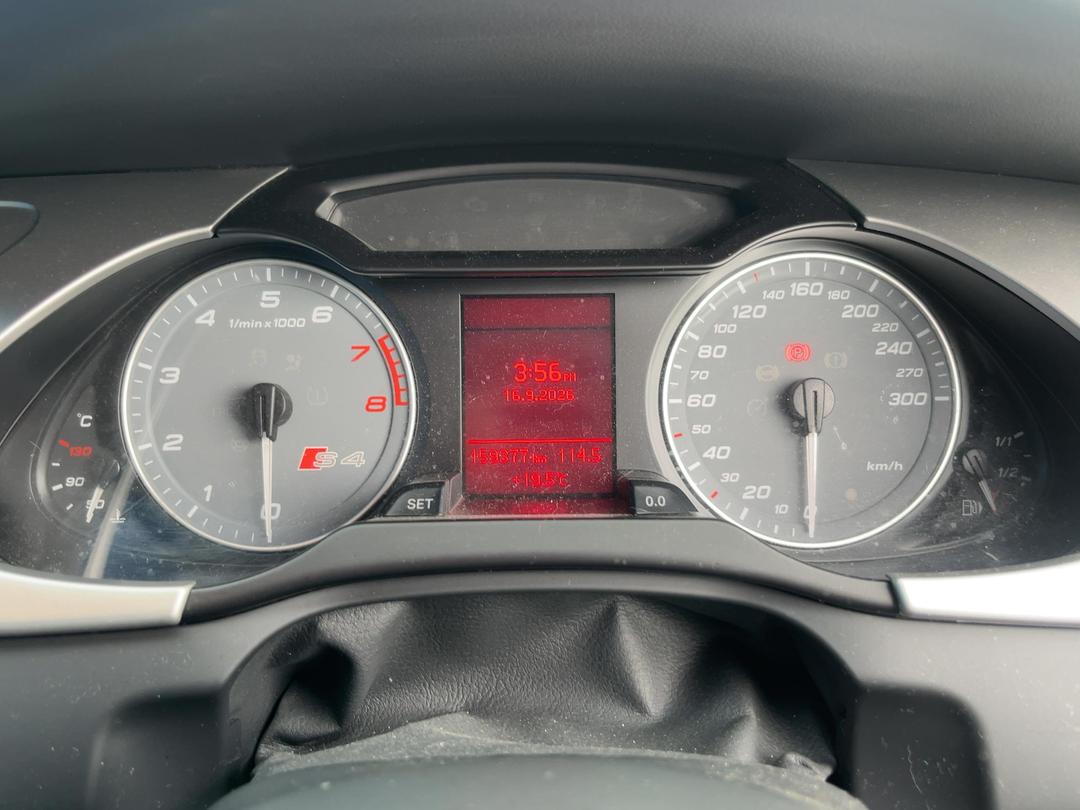 Photo '19' of Audi S4 Tfsi Photo '19' of Audi S4 Tfsi