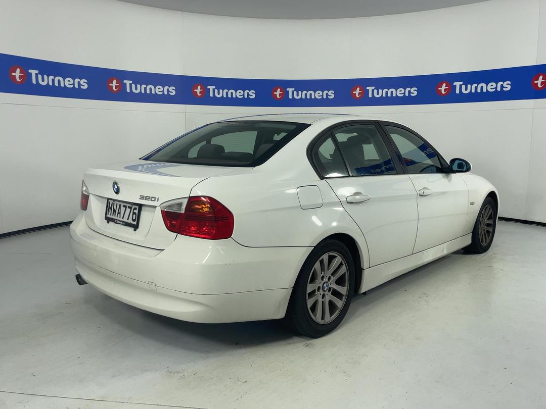 Photo '7' of BMW 3 Series