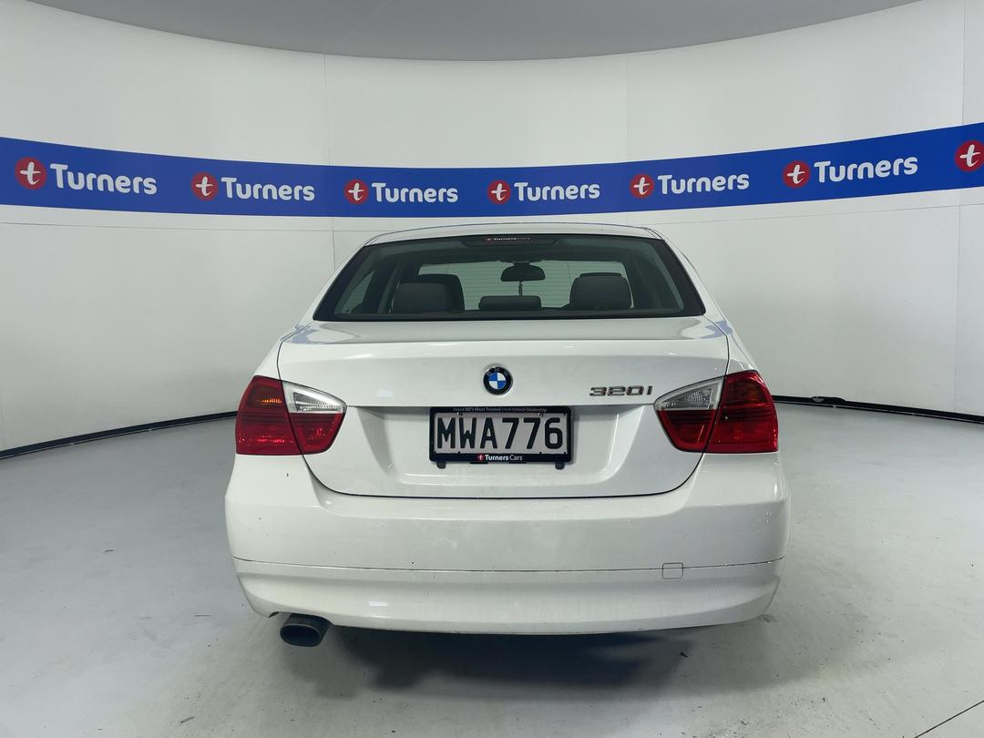 Photo '6' of BMW 3 Series